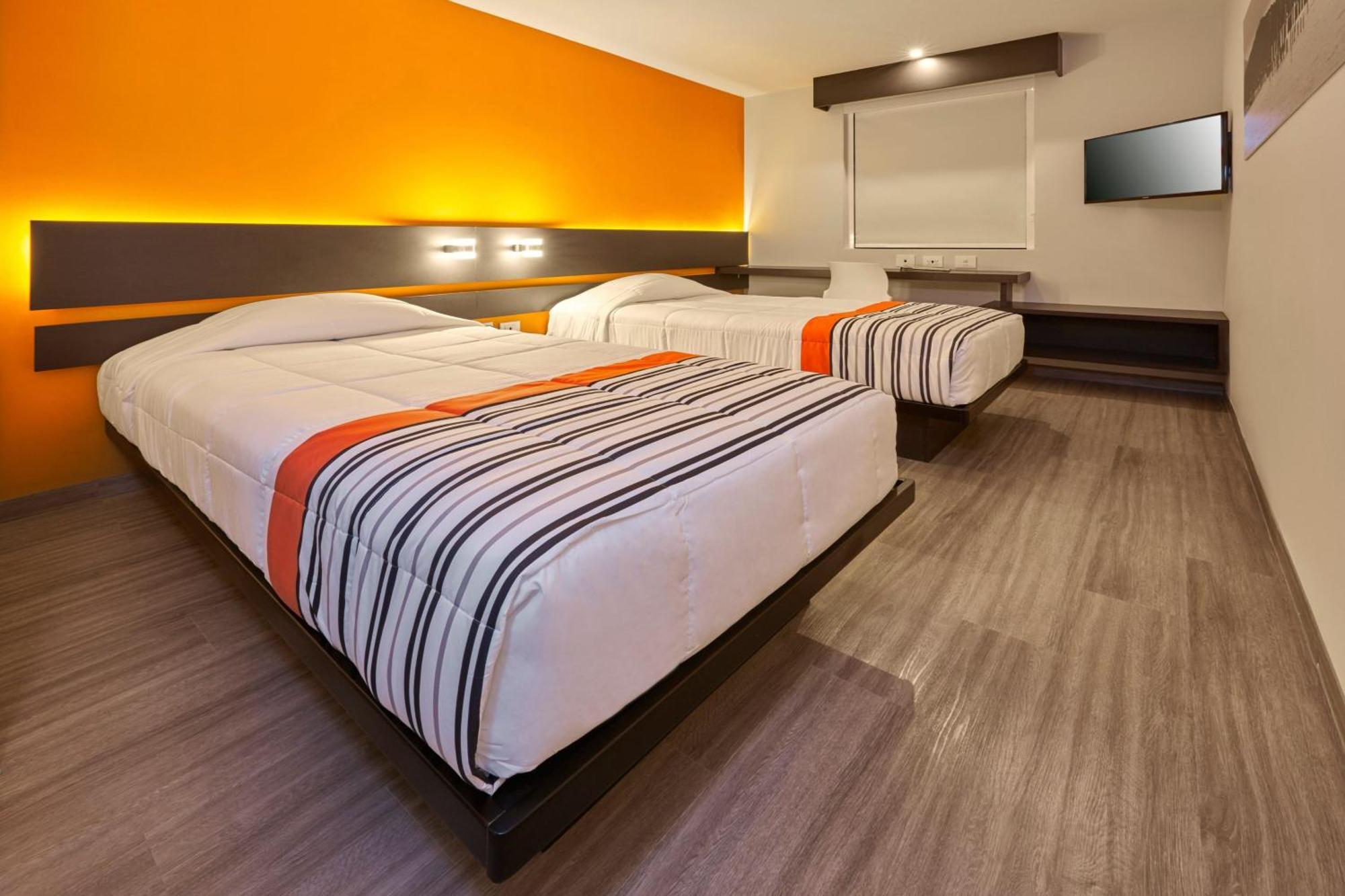 City Express Junior By Marriott Leon Centro De Convenciones Exterior photo