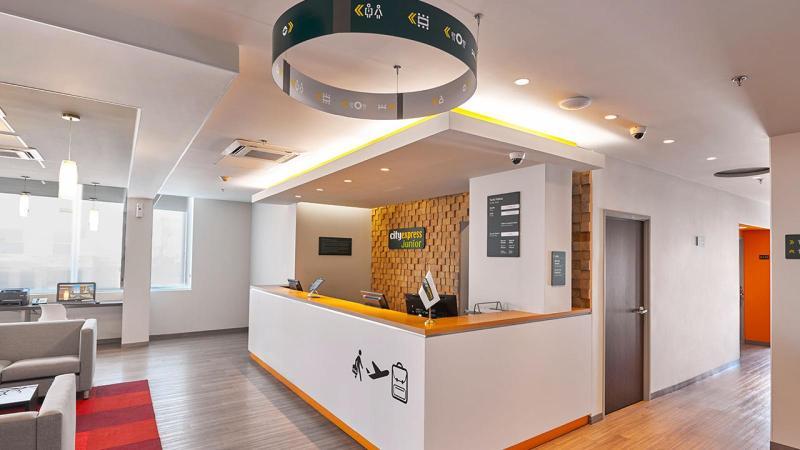 City Express Junior By Marriott Leon Centro De Convenciones Exterior photo