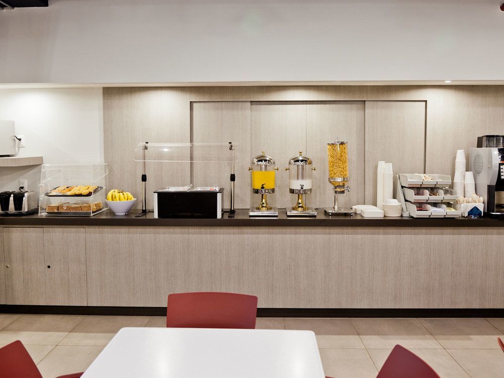 City Express Junior By Marriott Leon Centro De Convenciones Exterior photo